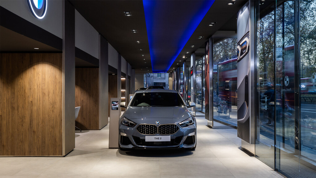 BMW/MINI Flagship Showroom - New London Architecture