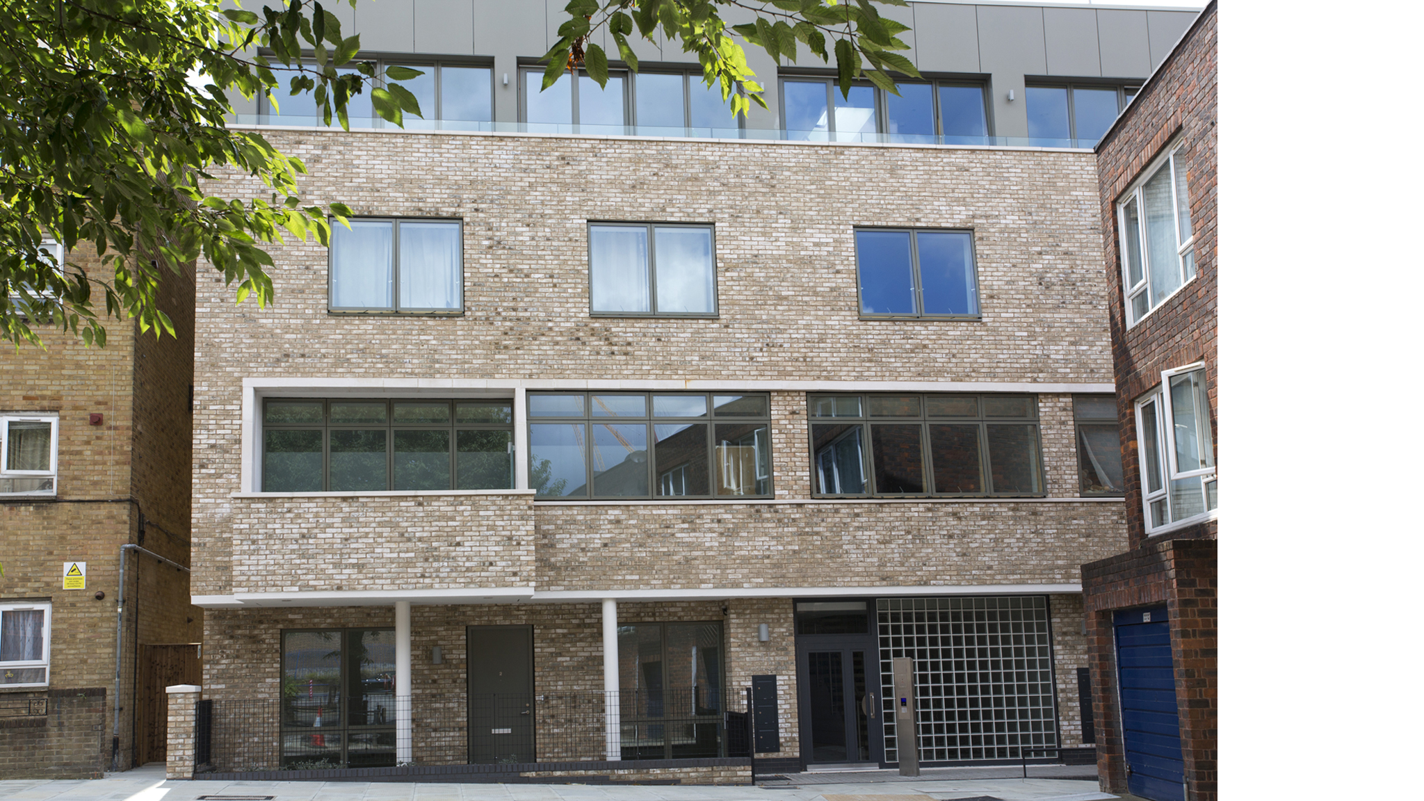 41 Ponder Street, Centurion Close